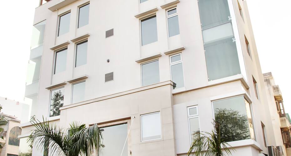 A & M Ressidency, New Delhi 1